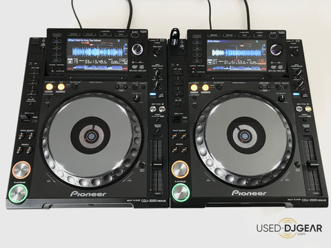 2x Pioneer CDJ-2000NXS