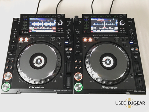 2x Pioneer CDJ-2000NXS